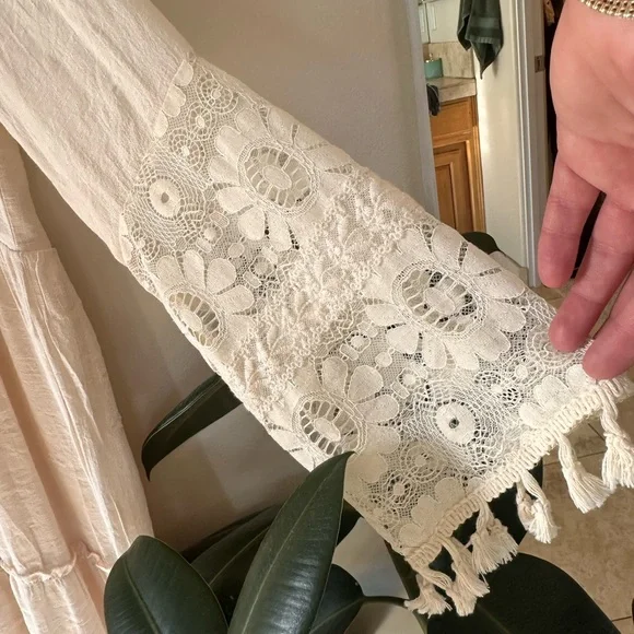 Cream Long Sleeve Maxi Dress Bohemian Vacation Resort wear lace tassel fringe - Picture 3 of 7